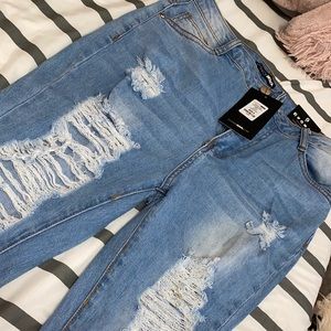 Light Wash Ripped Jeans